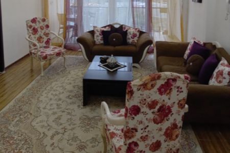 Renting a furnished suite in Rezvanshahr - Pareh Sar