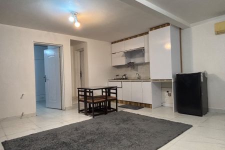 خانه ویلایی در سنگر - قاضیان