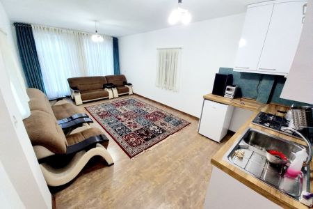 خانه مبله در زبرخان - دیزباد - همکف