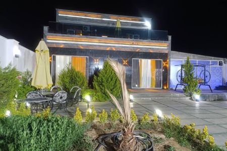 ویلا دوبلکس استخردار در چهار باغ