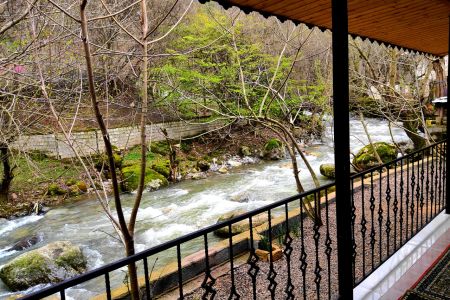 ویلا جنگلی کنار رودخانه در شالما ماسال