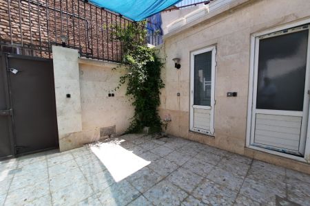 سوئیت نزدیک حافظیه شیراز