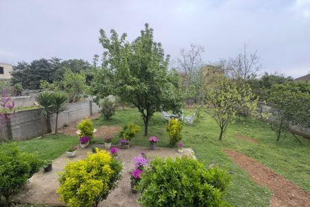 خانه ویلایی در تالش - همکف
