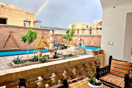 Reservation of a house with original architecture in Kashan - Khazaq