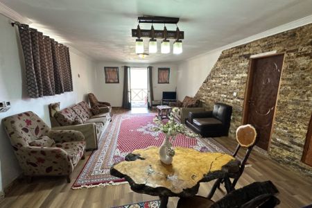 Two-story cottage in Siah Marzkuh