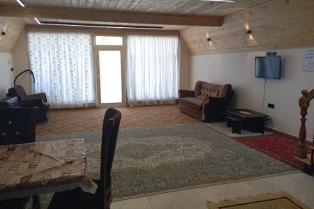 کلبه سوئیسی در شاندرمن - اسطلخ زیر