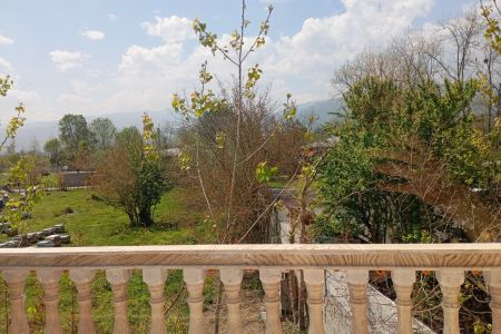 کلبه سوئیسی در شاندرمن - اسطلخ زیر