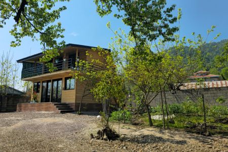 کلبه با نمای چوبی در ماسال - میله سرا