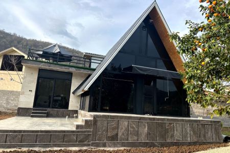 کلبه سوئیسی در شاندرمن - دران