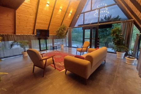 کلبه سوئیسی در شاندرمن - دران