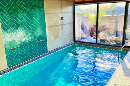 کلبه سوئیسی استخردار در زیباکنار - ولی آباد