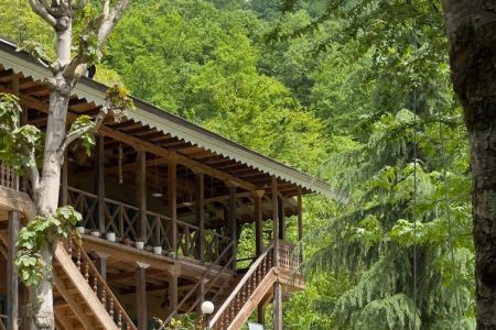 بومگردی در رضوانشهر - شیروا - فرهاد - همکف