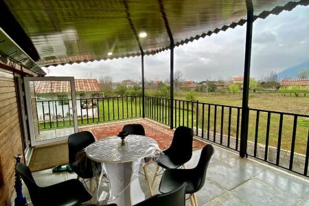 کلبه در شاندرمن - سیاهمرد