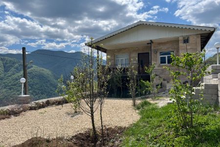 ویلا جنگلی با ویو کوه در گردنه حیران - گیلده