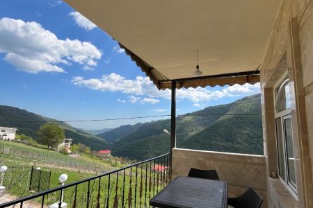 ویلا جنگلی با ویو کوه در گردنه حیران - گیلده