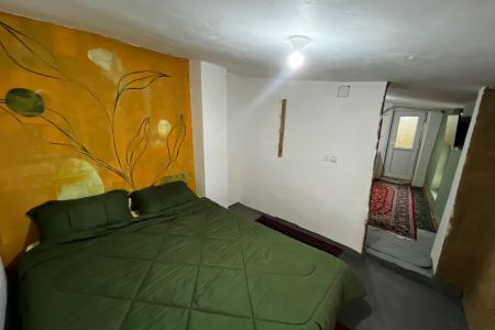 بوم گردی در گوراب زرمیخ - پشتیر - اتاق مستر