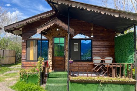 کلبه چوبی جکوزی دار در ماسال - وشمه سرا