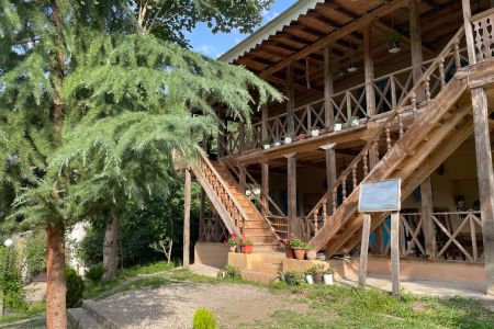 بومگردی در رضوانشهر - شیروا - فروغ - همکف