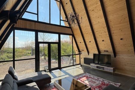 کلبه سوئیسی در بندرانزلی - طالب آباد