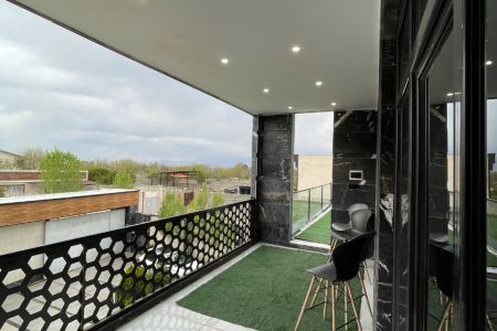 ویلا استخردار در چهارباغ - کهریزک