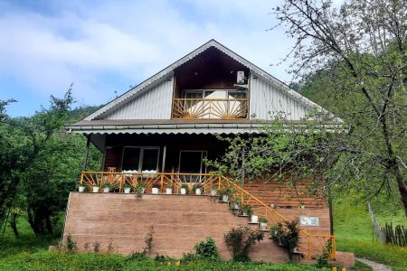 کلبه چوبی در ماسال - ورمیه