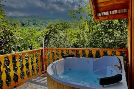 کلبه سوئیسی در رامسر - جاده جواهرده