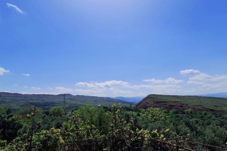 خانه تراس دار در رودبار - لوشان