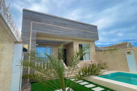 ویلا استخردار در خشکبیجار - رودپشت