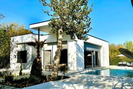 ویلا با استخر و جکوزی در ماهدشت