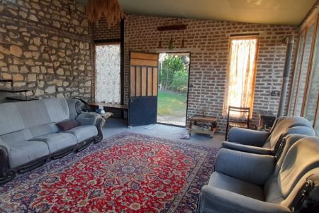 خانه حیاط دار در ساری - پرچیکلا