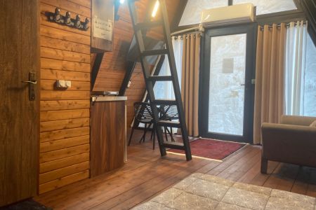 کلبه سوئیسی در سیاهکلا چمستان - واحد ۱