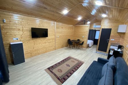 سوئیت نزدیک ساحل در بندر انزلی - طالب آباد