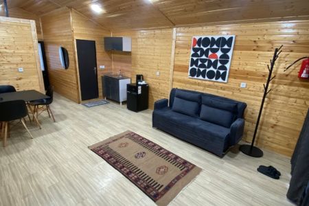 سوئیت نزدیک ساحل در بندر انزلی - طالب آباد