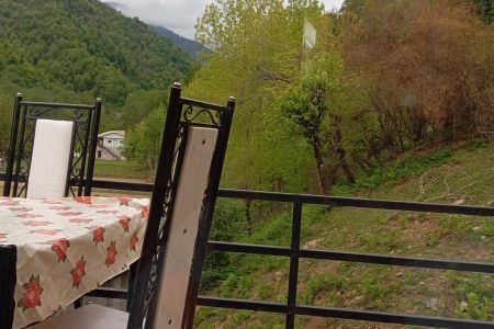 کلبه سوئیسی در شاندرمن - طالب دره