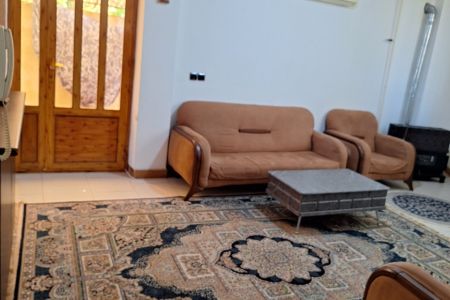 Renting a furnished suite in Lahijan - ground floor
