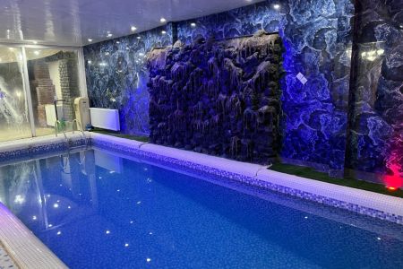 ویلا استخردار در چهارباغ - ابراهیم آباد