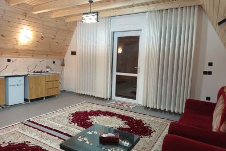 کلبه سوئیسی در پره سر - حوریان