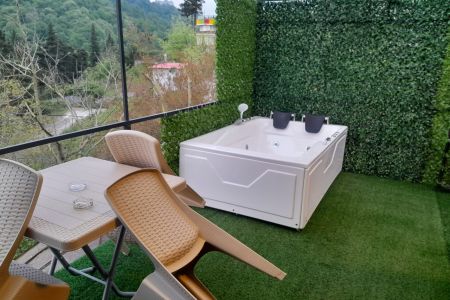 کلبه سوئیسی جکوزی دار در رامسر - واحد ۲