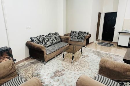 سوئیت نزدیک دانشگاه آزاد صومعه سرا -همکف