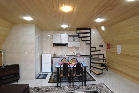 کلبه سوئیسی در خمام - فشتکه