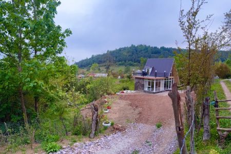 کلبه چوبی با تراس دلباز در شاندرمن - اولم