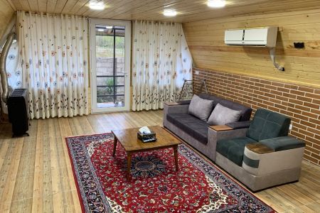 کلبه سوئیسی بالکن دار در کلاچای - لیمنجوب