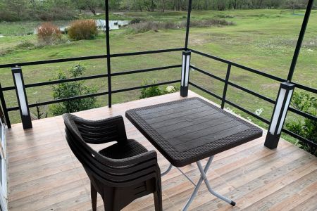 کلبه سوئیسی بالکن دار در کلاچای - لیمنجوب