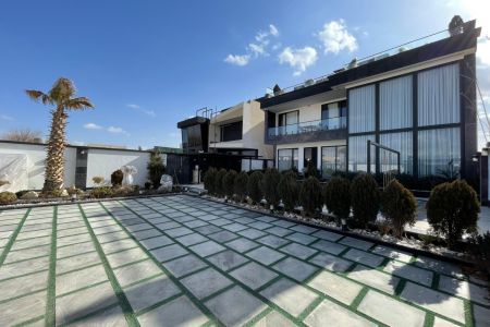 ویلا با استخر در چهارباغ - آغچه حصار - ۴خوابه