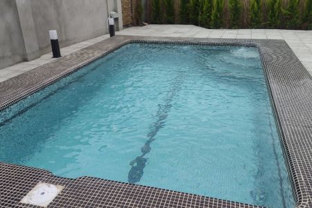 کلبه استخر و جکوزی دار در محمودآباد - یم چی