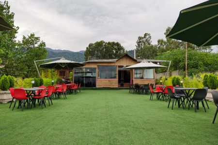 سوئیت چوبی ساحلی در چابکسر - دو تخته