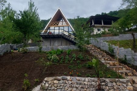 کلبه سوئیسی در لفور - بورخانی