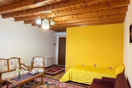 بومگردی رو به برکه در لیشاوندان - سه تخته