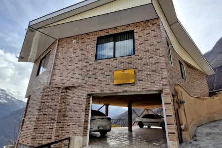 خانه جکوزی دار در دوهزار - شانه تراش