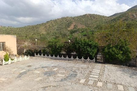 اتاق و استخر سانسی بهرام کش خرم آباد - و۲